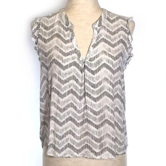 Universal Thread Rayon V-Neck Sleeveless Top Small - Picture 1 of 6